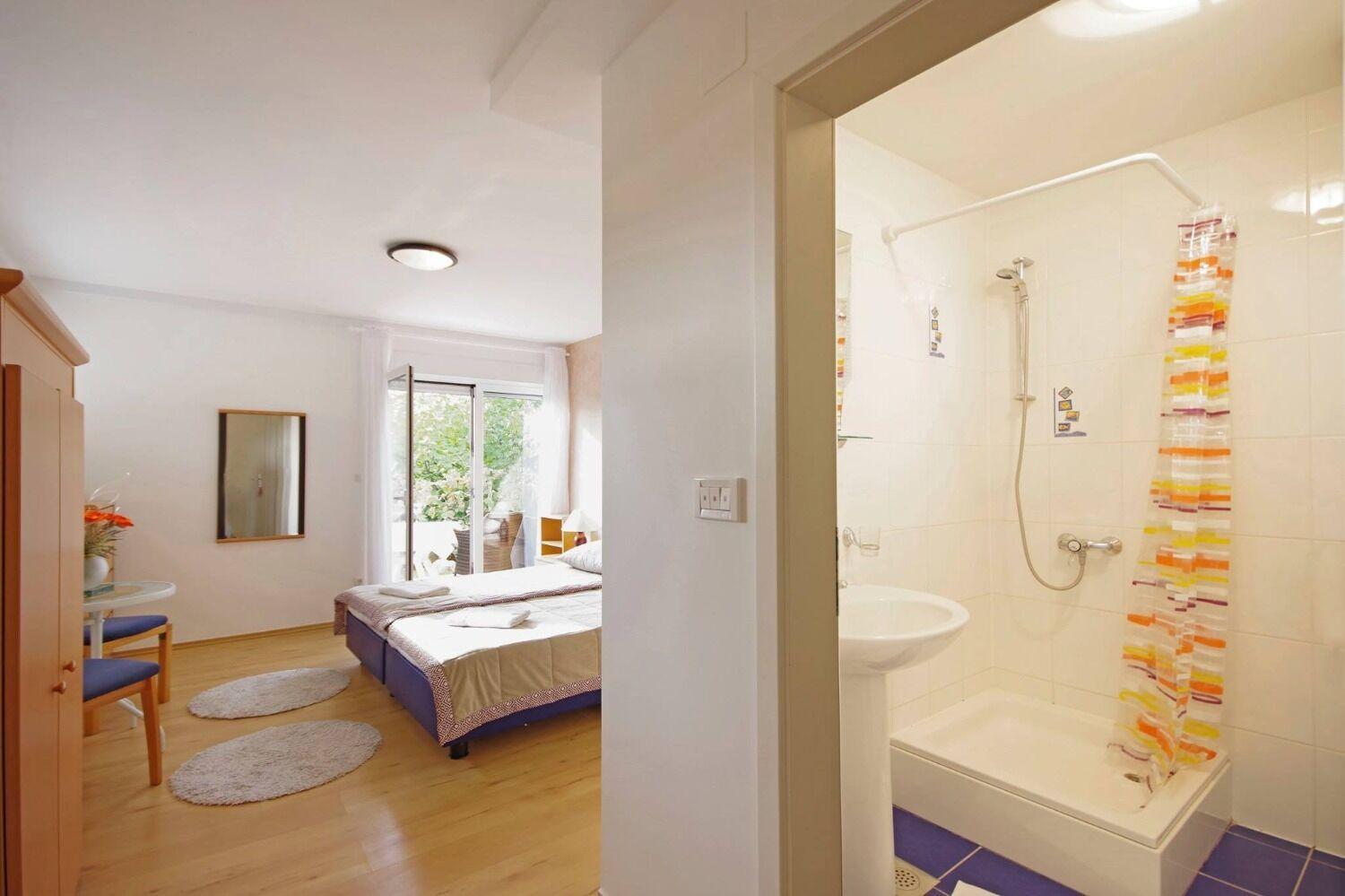 Apartments Javi - Free Private Parking Трогір Екстер'єр фото